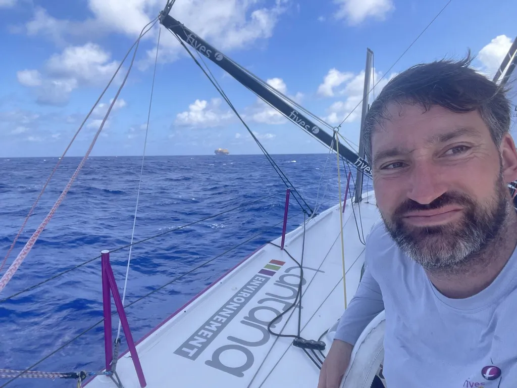 Vendee Globe: Almost perfect conditions riding ahead of the low pressure 