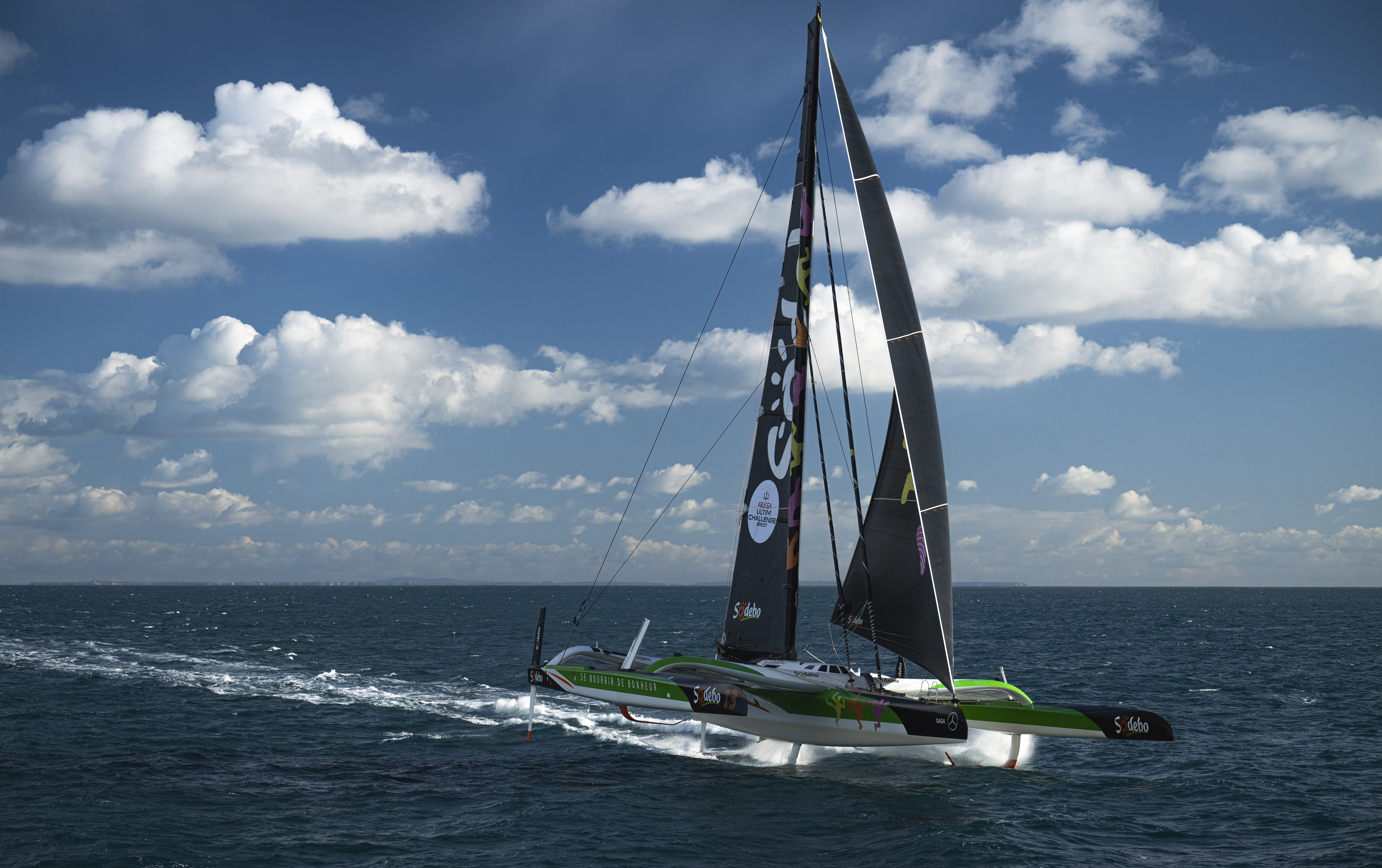  Sodebo Ultim 3 closes in on Jules Verne Trophy record, video