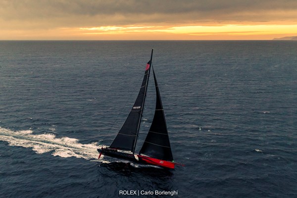 Rolex Sydney Hobart Line-honours thriller video