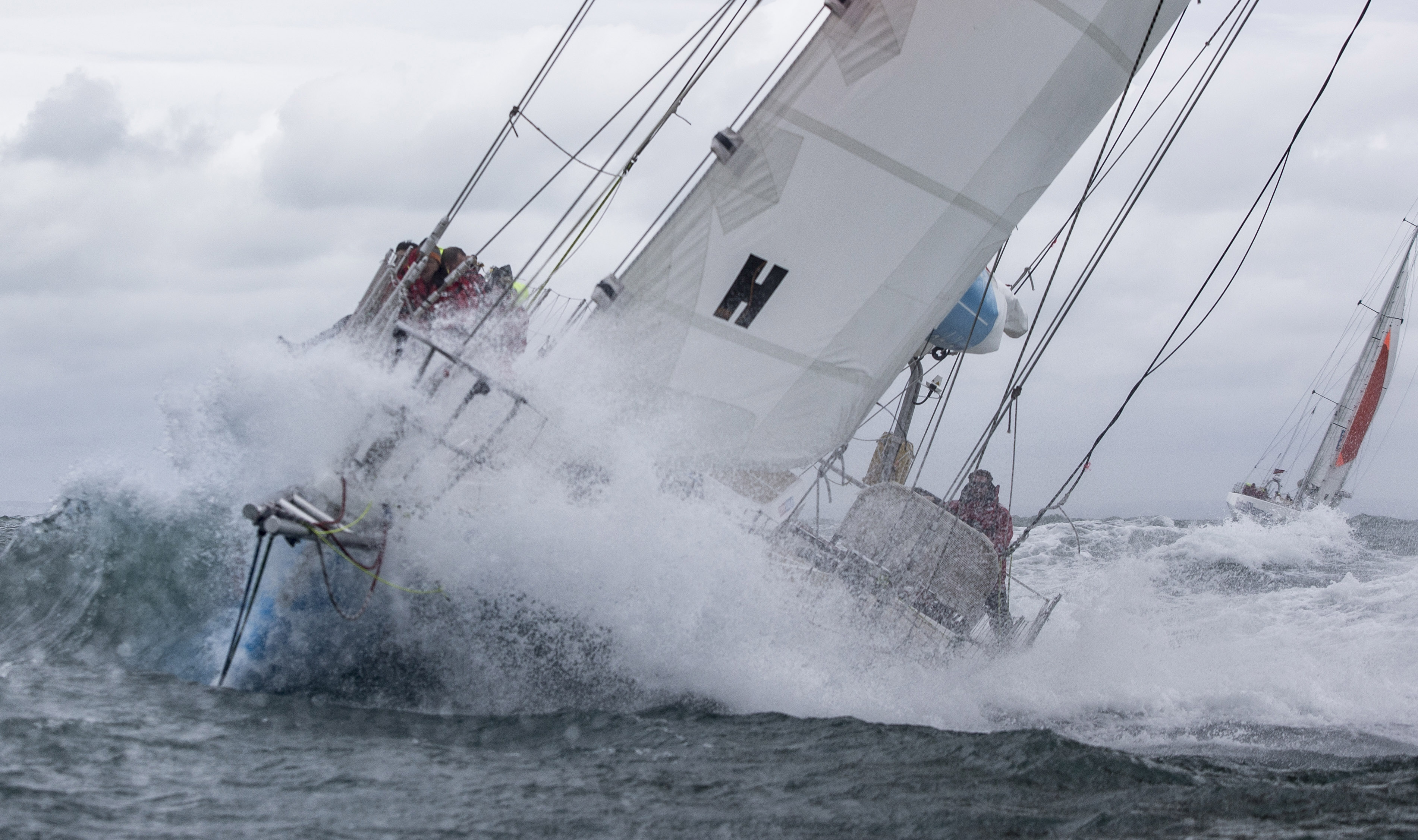 WTC Logistics, Qingdao and Ha Long Bay Viet Nam take Clipper Race 6 podiums